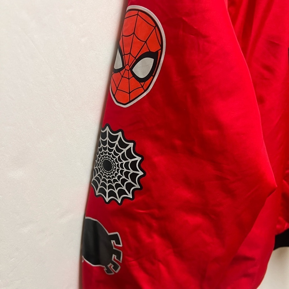 SPIDER-MAN”TO THE RESCUE” RED BOMBER JACKET. MARVEL THEMED BOYS SIZE 18 - Picture 6 of 6